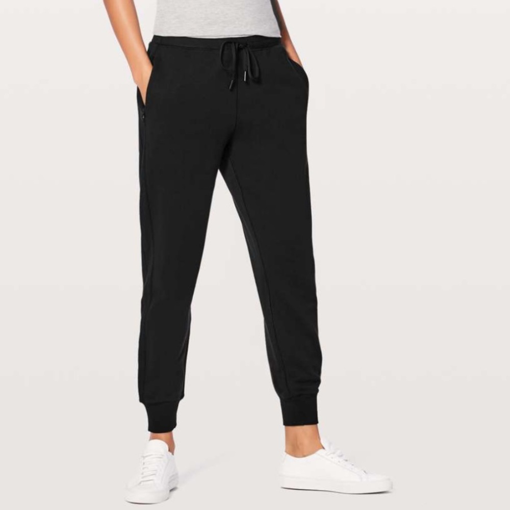 Lululemon Cool & Collected Jogger 28” - size 4